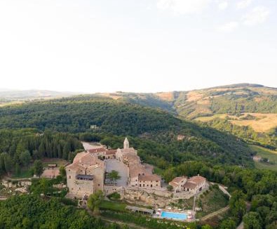 Acqua Loreto House | Castello di Titignano