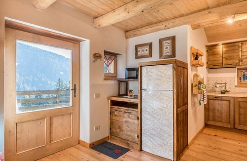 Primiero San Martino di Castrozza House | Chalet Baita Dani with Mountain View, Sauna, Wi-Fi and Terrace