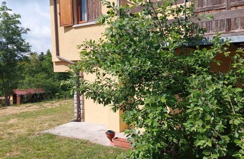 Villa Bascilica House | Chalet "Grazia" is located on the Pizzorne plateau in a quiet area