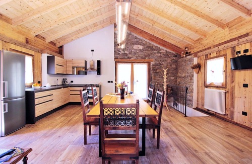 Lozzo di Cadore House | Chalet in Auronzo near Dolomites & Lake