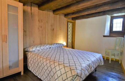 Valtellina Ski Chalet | Chalet Rustico Rebustella by Interhome