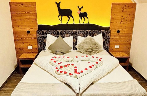 Ranzo Bed & Breakfast | Chalet Torcel rent a room