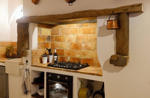 Loreto Aprutino House | Character-filled Home With Stunning Views in the Historical Centre