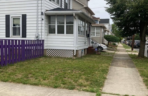 Crosswicks House | Charming 3-bedroom house with WiFi, AC in delightful Hamilton Township