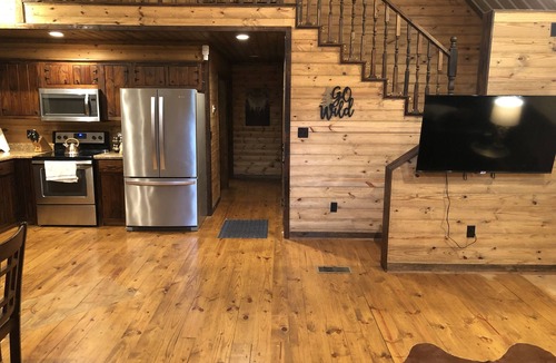 Sardis Cabin | Charming 3 Bedroom 2 Bath Cabin near Sardis Lake