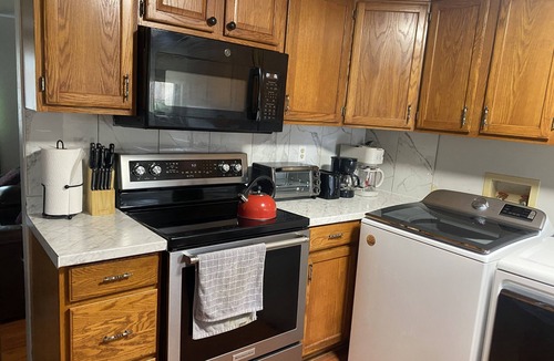Kettering House | Charming 3-bedroom house in a quiet, peaceful and safe neighborhood in Kettering