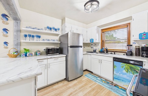 Melbourne House | Charming 3-bedroom house with AC, WiFi in fantastic Melbourne