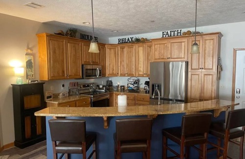 Arnolds Park Condo | Charming 3-bedroom condo in terrific Arnolds Park