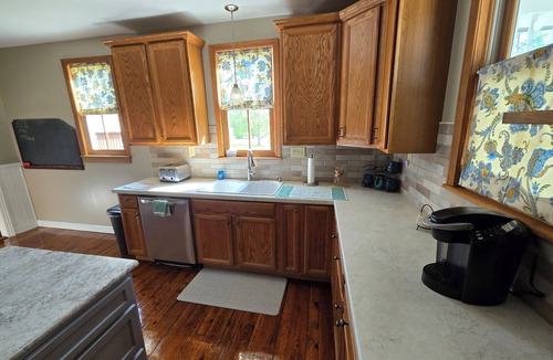 Nisbet House | Charming 3-bedroom farmhouse 1 hour from Beaver Stadium