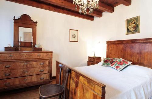 Chies House | Charming Alpine Retreat for 9