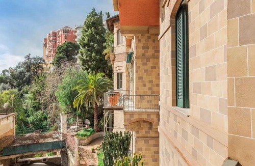 Vittorio Emanuele Apartment | Charming apartment located in the residential Via Del Parco Margherita