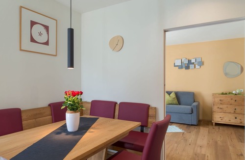 Parcines Apartment | Charming Apartment with Terrace, Mountain Views, Wi-Fi, Parking and Pets Allowed