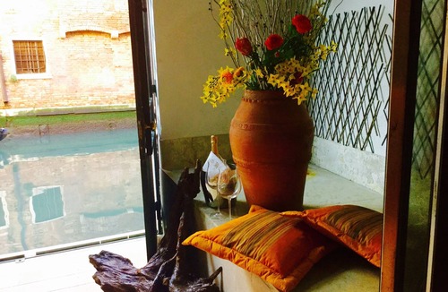 Dorsoduro Apartment | Charming canal view.