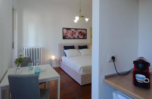 Porta Nuova Apartment | Charming Designer Studio in the Heart of Milan – Steps from Bosco Verticale
