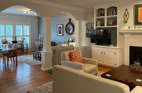 Jefferson Park Avenue House | Charming Home walking distance to UVA, Sunny, Spacious, Private Yard