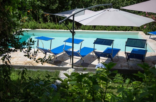 Cissano House | Charming Rustic "Blue house"