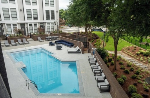 First Ward House | Charming Townhome with WiFi, full kitchen, W&D, in Uptown Charlotte