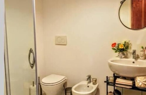 Ortonovo House | CharmingFlat-La Spezia-near 5 Terre-WiFi-Parking