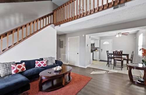 Chattanooga House | Cheerful 2 Bedroom Townhome