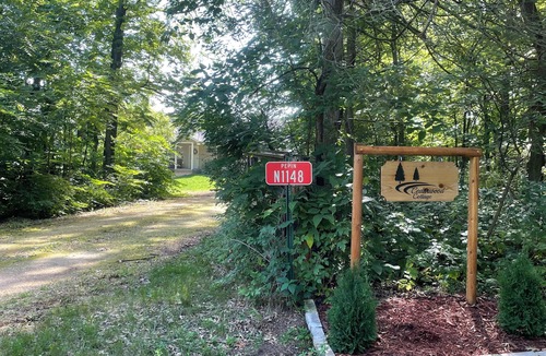 Pepin House | Cheerful cottage w/fireplace. Great location for exploring the Lake Pepin area!