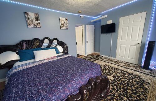Downtown Baltimore Apartment | CHRIS LUXURY HOME