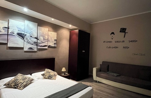 Cinecitta Bed & Breakfast | ciak Beb Cinecittà a 10 minutes to Rome centre