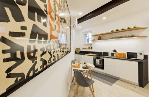 Monti Apartment | Ciancaleoni Studio Atelier of the Artist - Monti