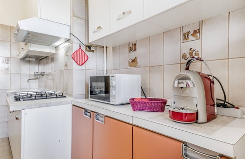 Quartiere XXIV Don Bosco Apartment | Cine City appartament (near Metro line C stop Alessandrino)