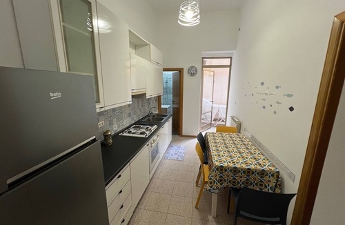 Catona Apartment | CIVICO 11 - Independent holiday home at 40 mt. from the sea. For short stays.