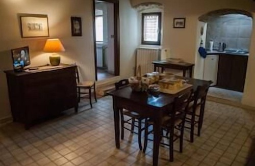 Santo Stefano di Sessanio Bed & Breakfast | Classic Apartment (3 persons) Residence La Torre