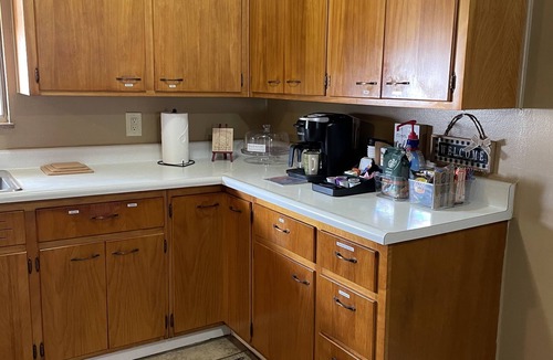 Huntington House | Clean, spacious 3 bdrm, 1.5 bath home in a safe location