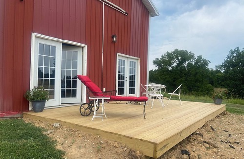 Jonesville Cabin | Close to Ark Encounter and Creation Museum!