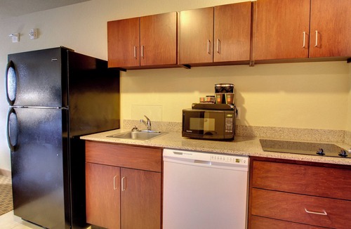 Newton Hotel | Cobblestone Hotel & Suites - Newton