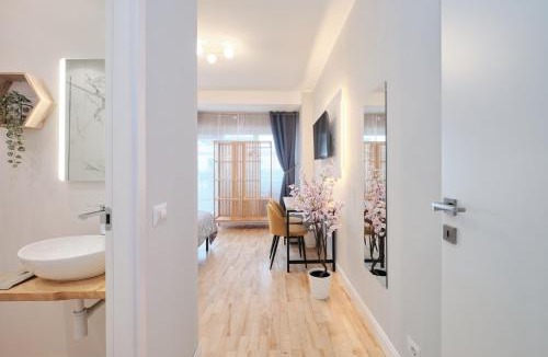 Quartiere XXIX Ponte Mammolo House | Colosseum at 18 Min by Metro Bright and Cozy Room - Free Parking Pool Access - AC and WiFi