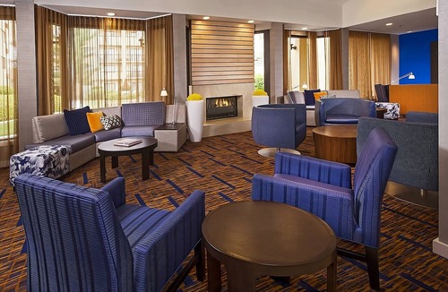 University Place Hotel | Comfort and Relaxation! Pet-Friendly Property