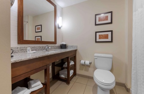 Worthington Hotel | Comfort Suites and Conference Center