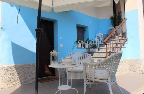 Cuneo House | Comfortable apartment with kitchen, master bedroom with bathroom and garden!