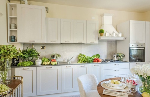 Lucca Historical Center Apartment | Comfortable Convenient Apartment with Garden Views