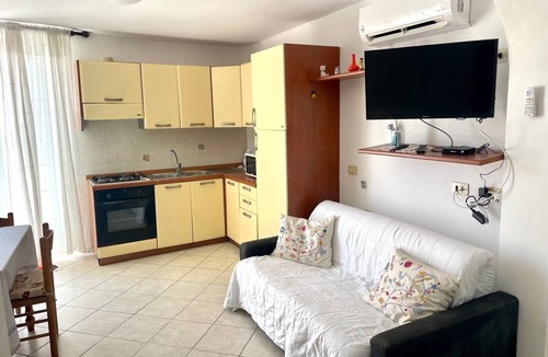 Ponza Apartment | Conti Holiday Homes - Begonia