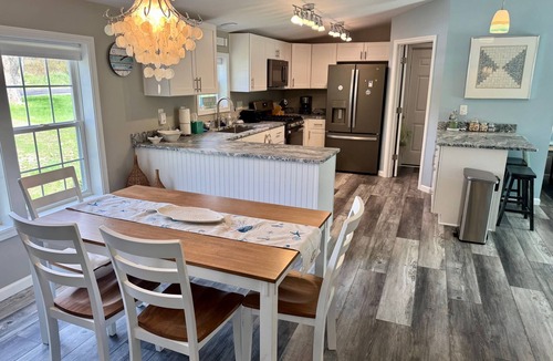 Caseville House | Convenient Caseville Charmer-3 blocks to County Beach/Park with 3 beds 2 baths
