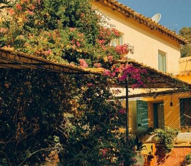 Uta Bed & Breakfast | Corte Boero Bed&Breakfast