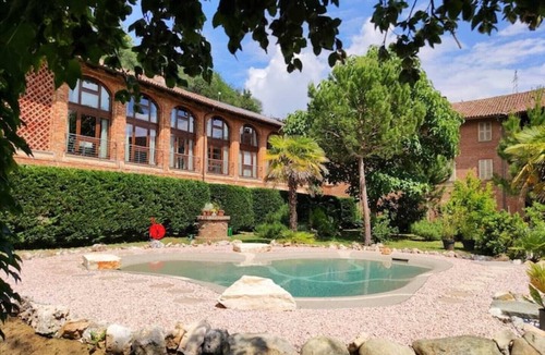 Belveglio Apartment | Corte dell'Uva. Aulico Apartment