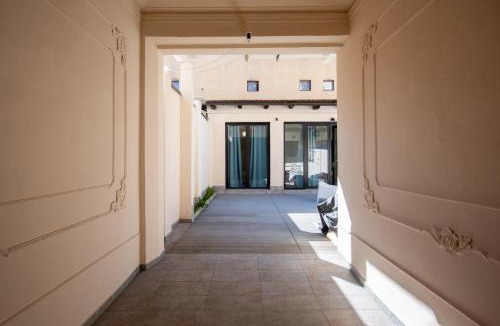 Vanchiglietta Apartment | Corte MATRASE' by Apartments To Art