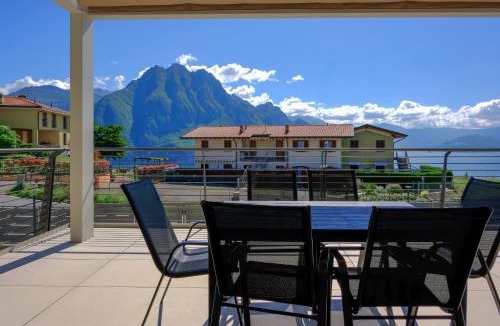 Zorzino Apartment | Costa Blu - Pool and terrace overlooking the lake
