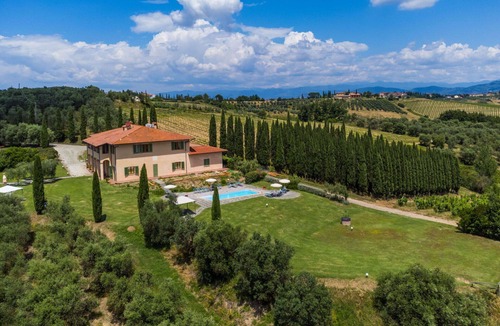 Cerreto Guidi Apartment | Cosy apartment for 4 guests with A/C, WIFI, pool, TV and pets allowed
