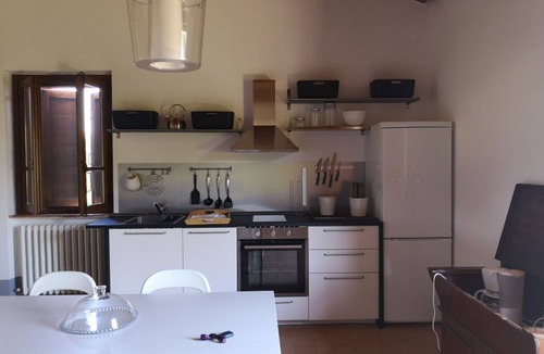 Fossombrone Other | Cosy apartment for 4 guests with WIFI, A/C, pool, TV, pets allowed and parking