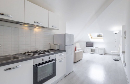Meina Apartment | Cosy apartment for 4 guests with pool, A/C, TV and balcony