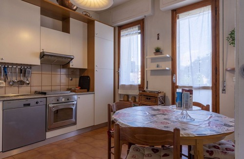 Peretola Apartment | Cosy apartment for 5 guests with WIFI, A/C, TV, terrace and panoramic view