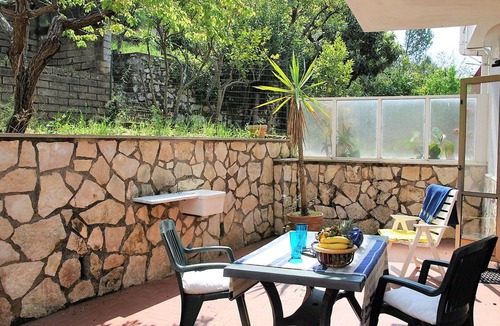 Sperlonga Apartment | Cosy apartment for 7 people with WIFI, A/C, TV, balcony and pets allowed
