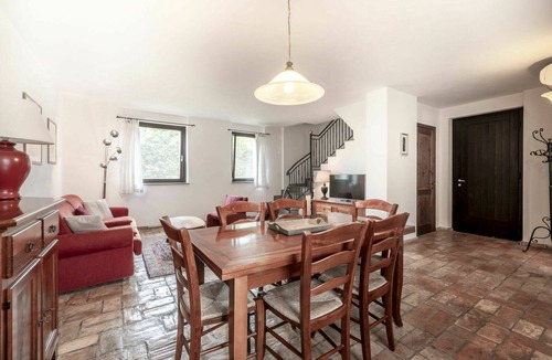 Povoletto House | Cosy apartment in villa for 4 guests with A/C, pool, WIFI, TV, terrace and pets allowed